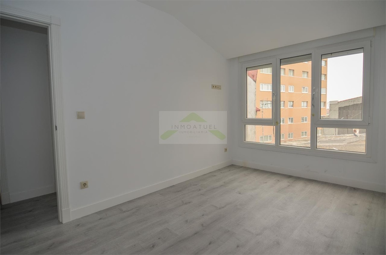 Foto 22 Piso de 90m2 con terraza, a cinco minutos de C.C Cuatro Caminos.- REFORMADO.-  