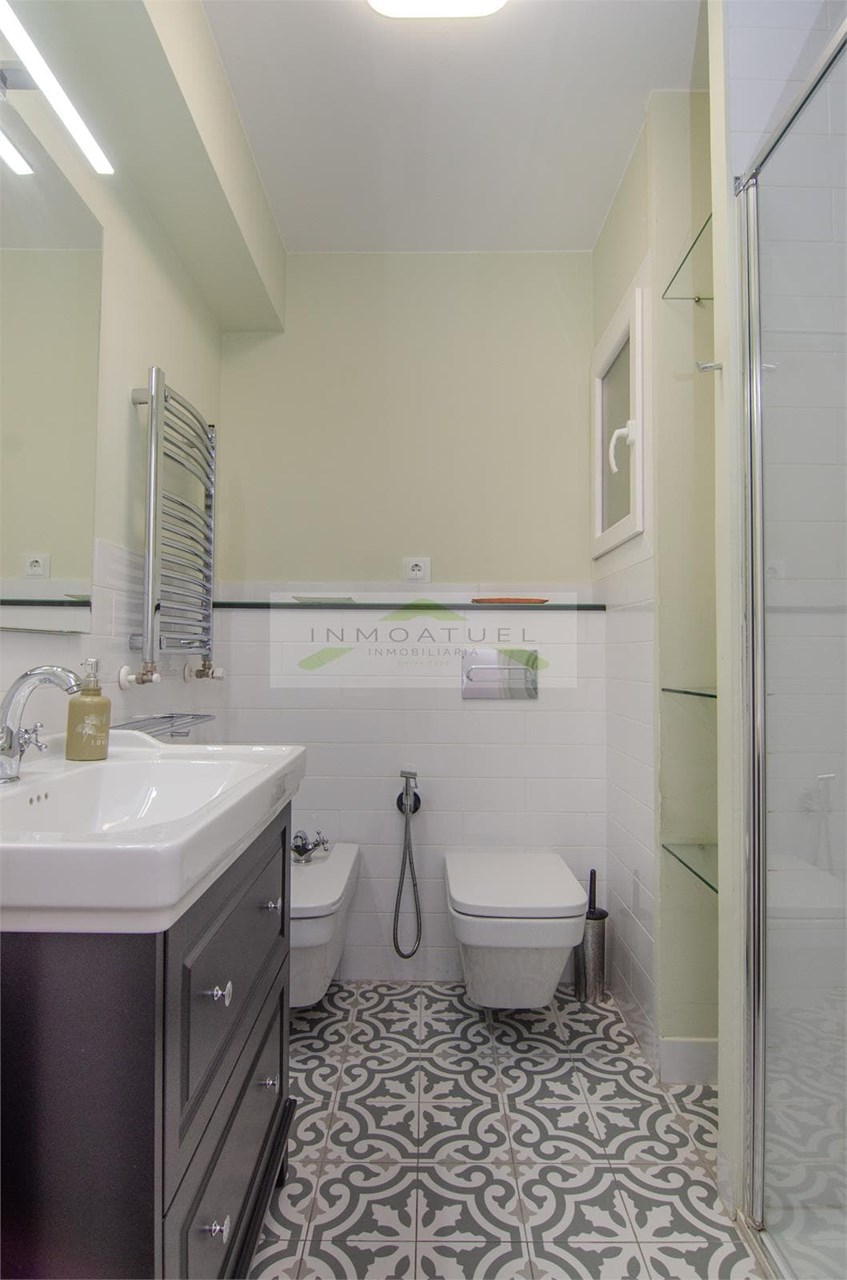 Foto 13 Piso exterior completamente reformado, zona Mallos (Listo para vivir).- 