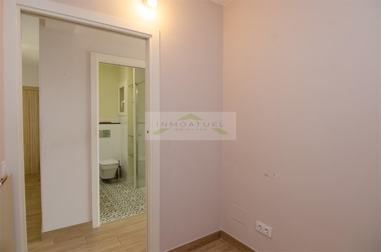 Foto 23 Piso exterior completamente reformado, zona Mallos (Listo para vivir).- 