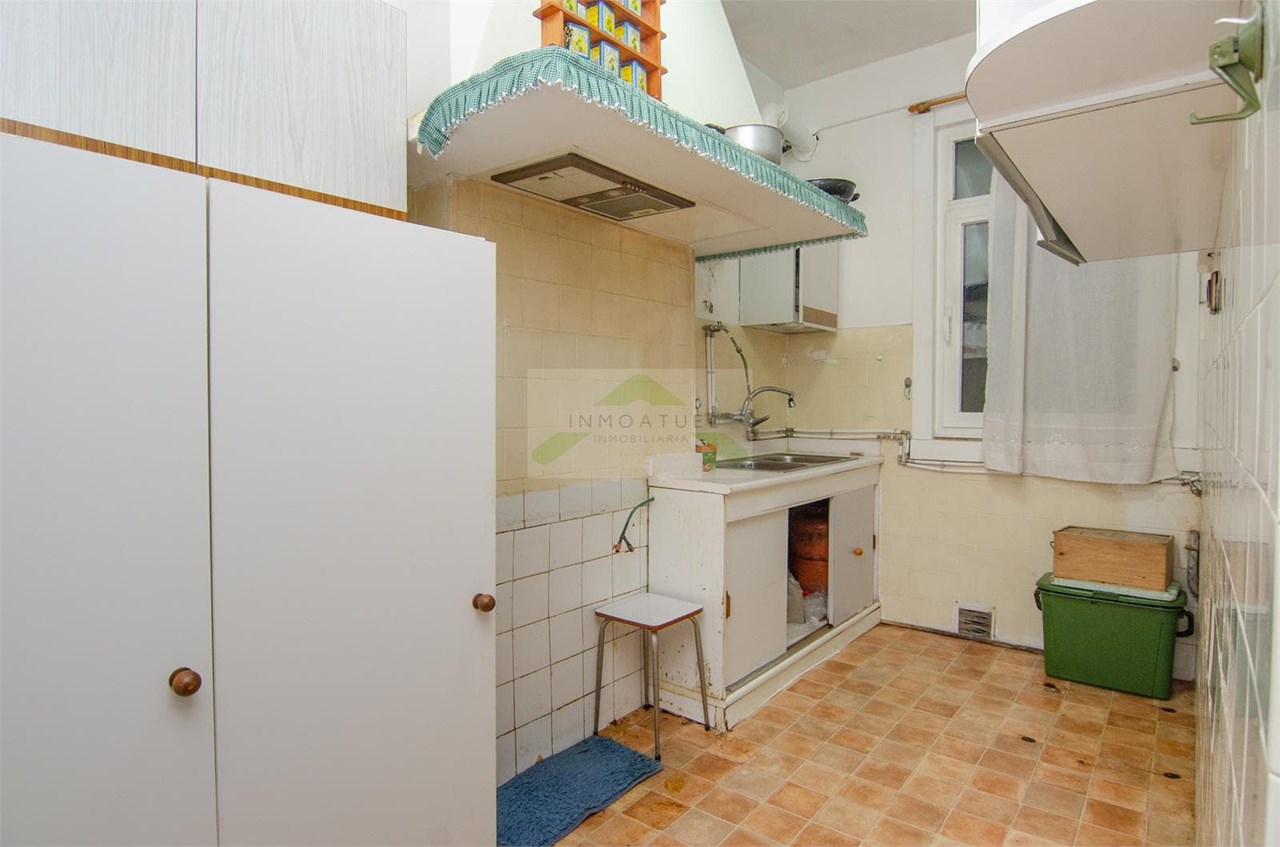 Foto 5 Piso exterior de 66m2 útiles, zona Mallos - Avenida Arteixo.