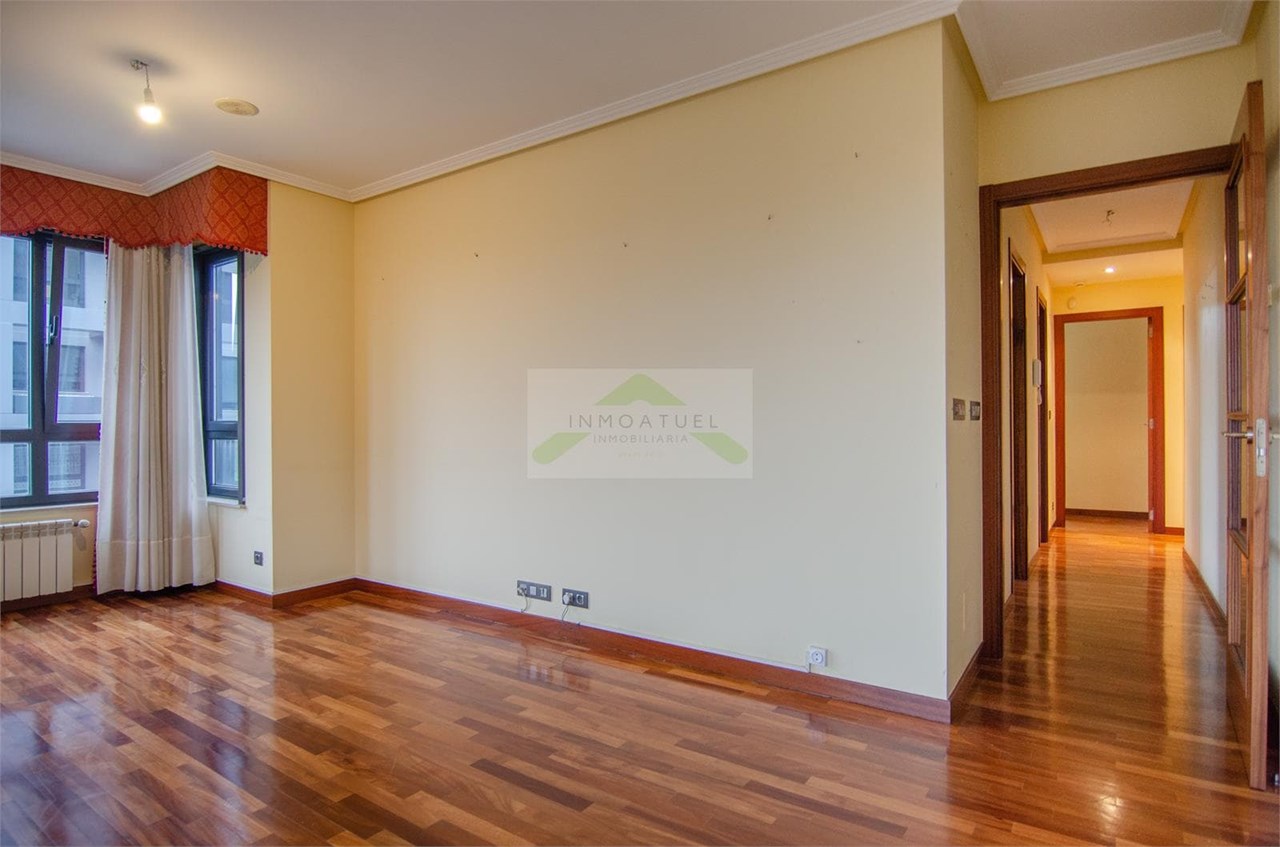 Foto 10 Piso exterior de 77m2 con vistas despejadas al Parque de Vioño.-