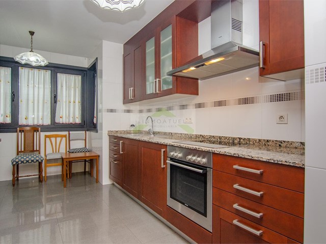 Piso exterior de 77m2 con vistas despejadas al Parque de Vioño.- - A Coruña