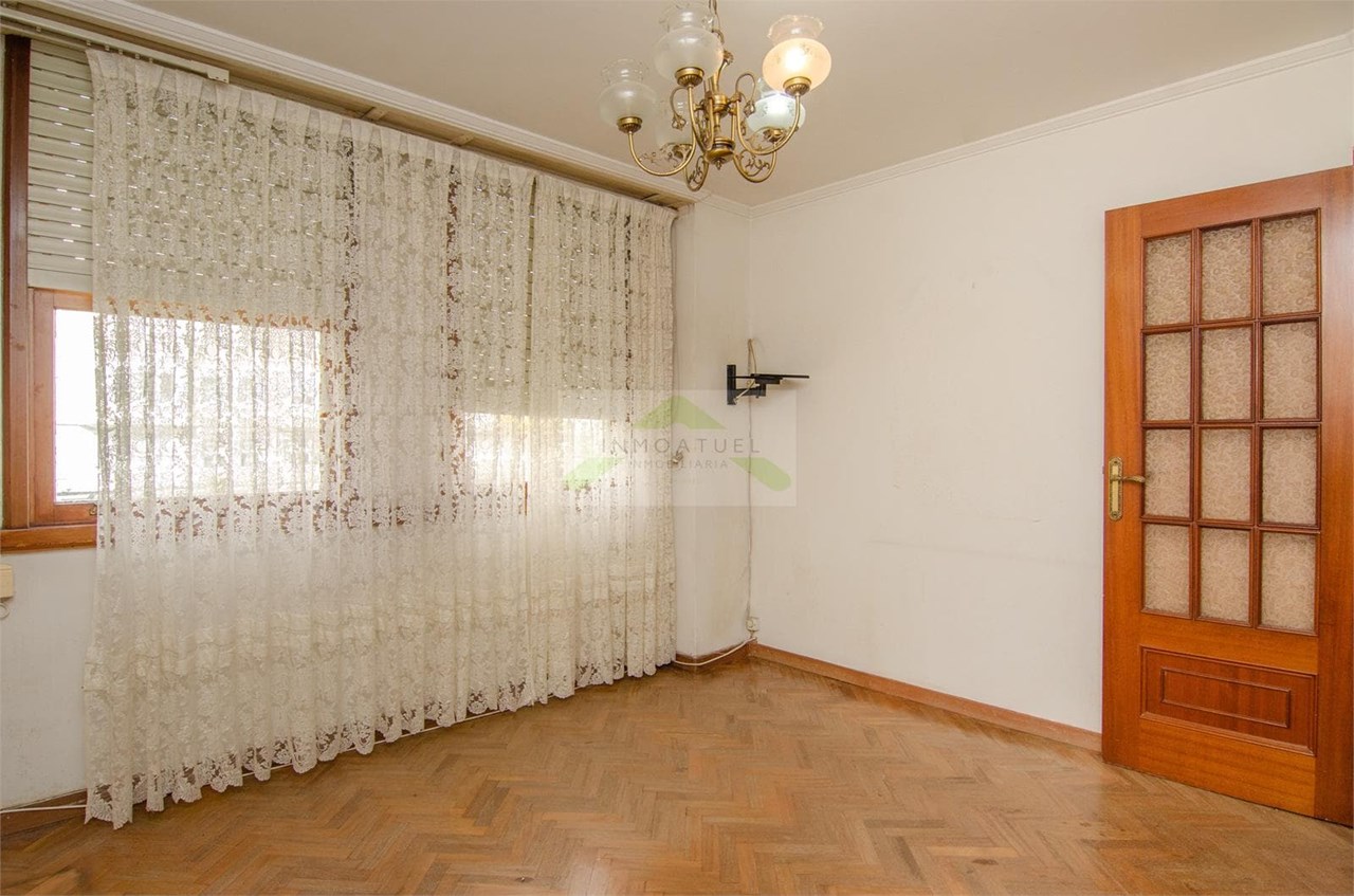 Foto 16 Piso exterior de 88 m² construidos ubicado en Plaza Padre José Rubinos.