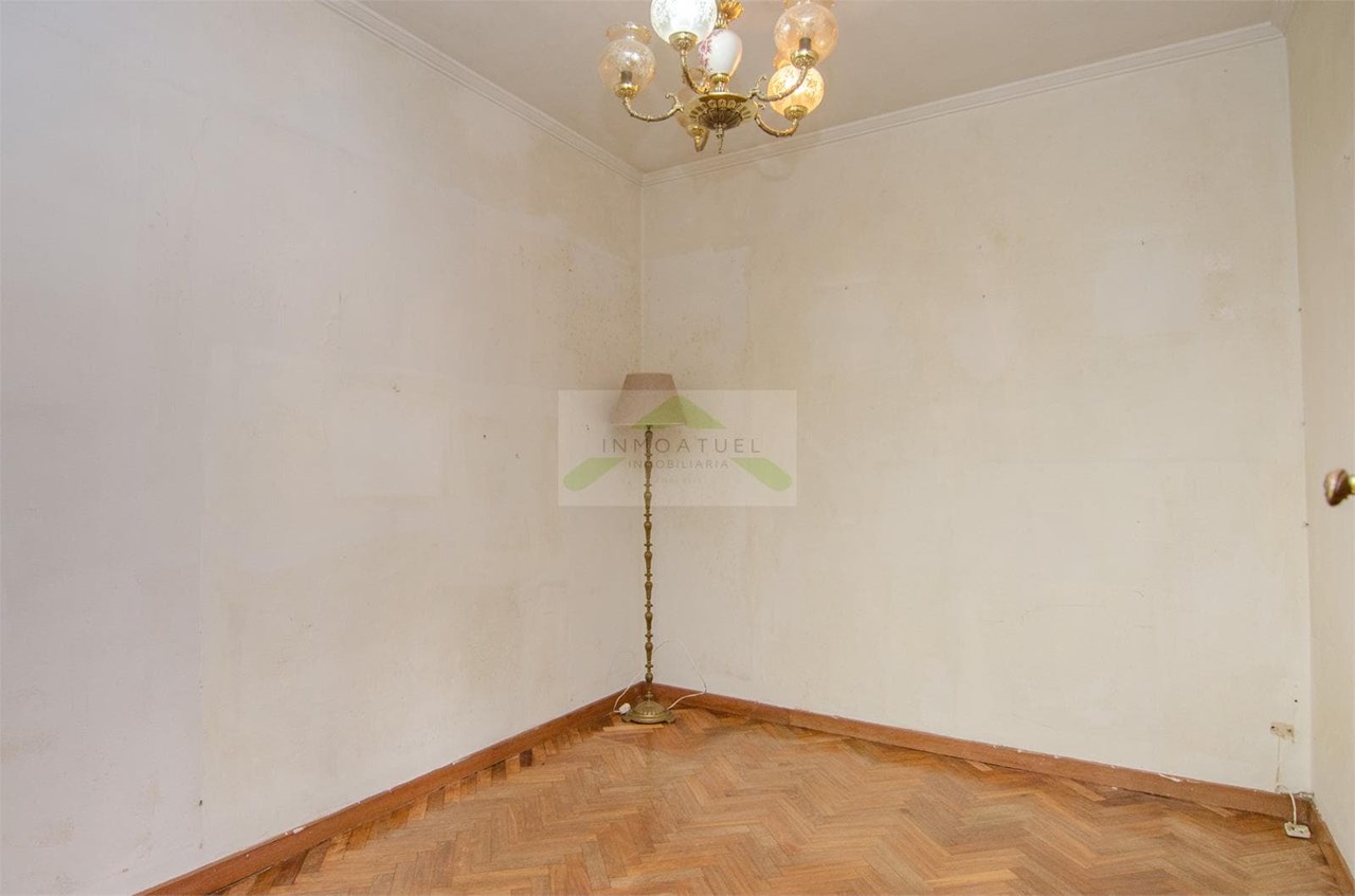 Foto 21 Piso exterior de 88 m² construidos ubicado en Plaza Padre José Rubinos.