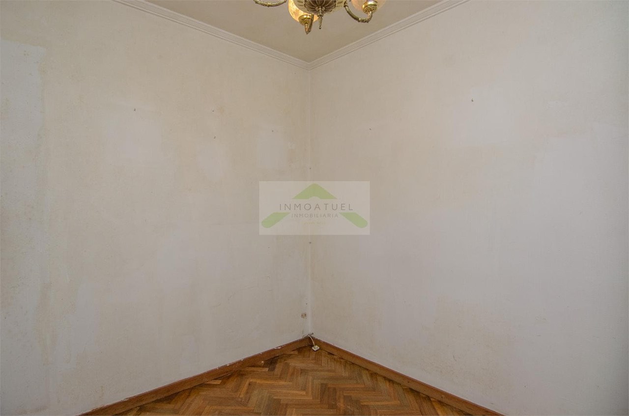 Foto 22 Piso exterior de 88 m² construidos ubicado en Plaza Padre José Rubinos.