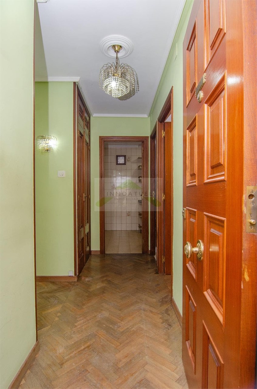 Foto 25 Piso exterior de 88 m² construidos ubicado en Plaza Padre José Rubinos.