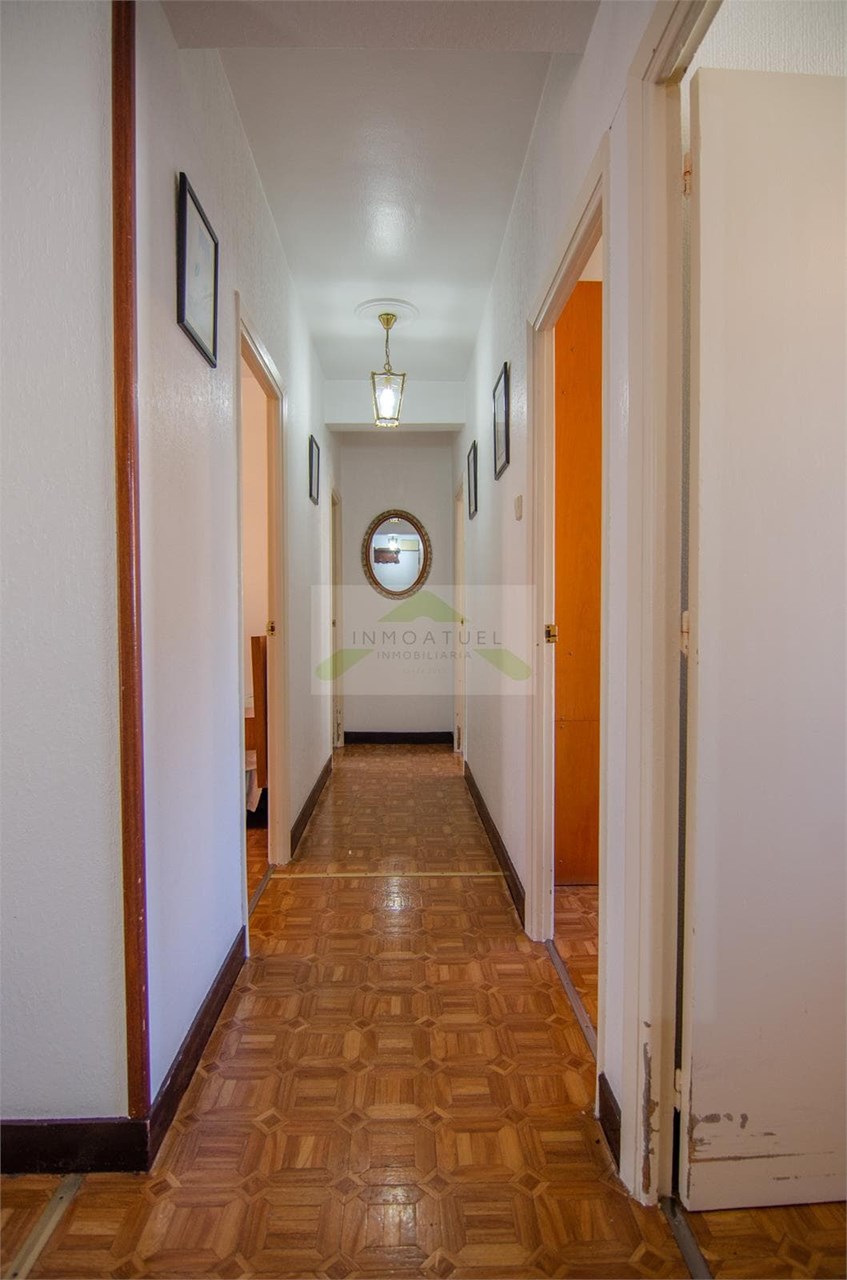 Foto 31 Piso muy luminoso de 95m2 con 5 dormitorios próximo a la intermodal y Parque de Vioño.-  