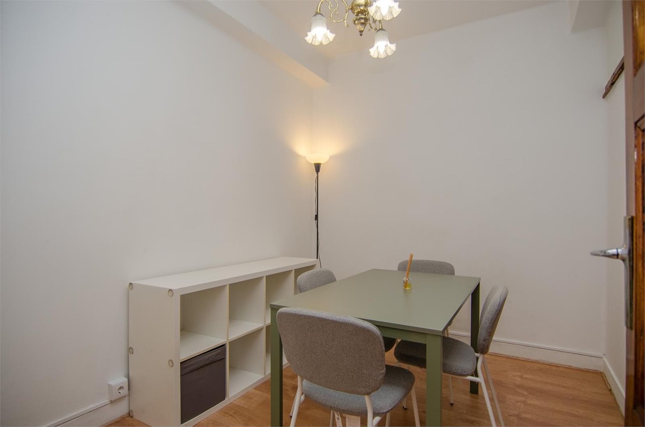 Foto 5 PISO SOLO PARA ESTUDIANTES, ZONA MALLOS (RONDA OUTEIRO - PLAZA JOSÉ PADRE RUBINOS)
