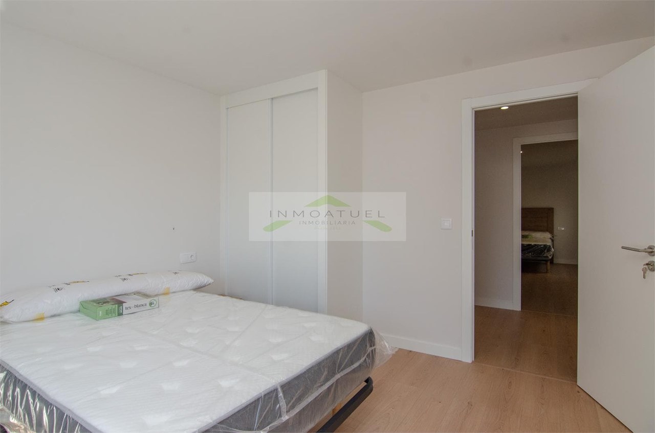 Foto 15 SOLO A ESTUDIANTES.- Piso exclusivo de 5 dormitorios y 2 baños a 300 metros de la Estación de tren. 