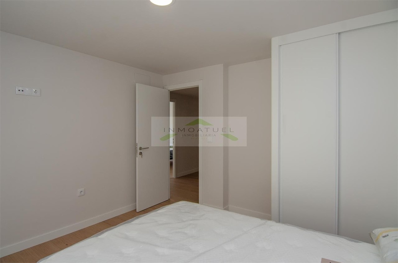 Foto 22 SOLO A ESTUDIANTES.- Piso exclusivo de 5 dormitorios y 2 baños a 300 metros de la Estación de tren. 