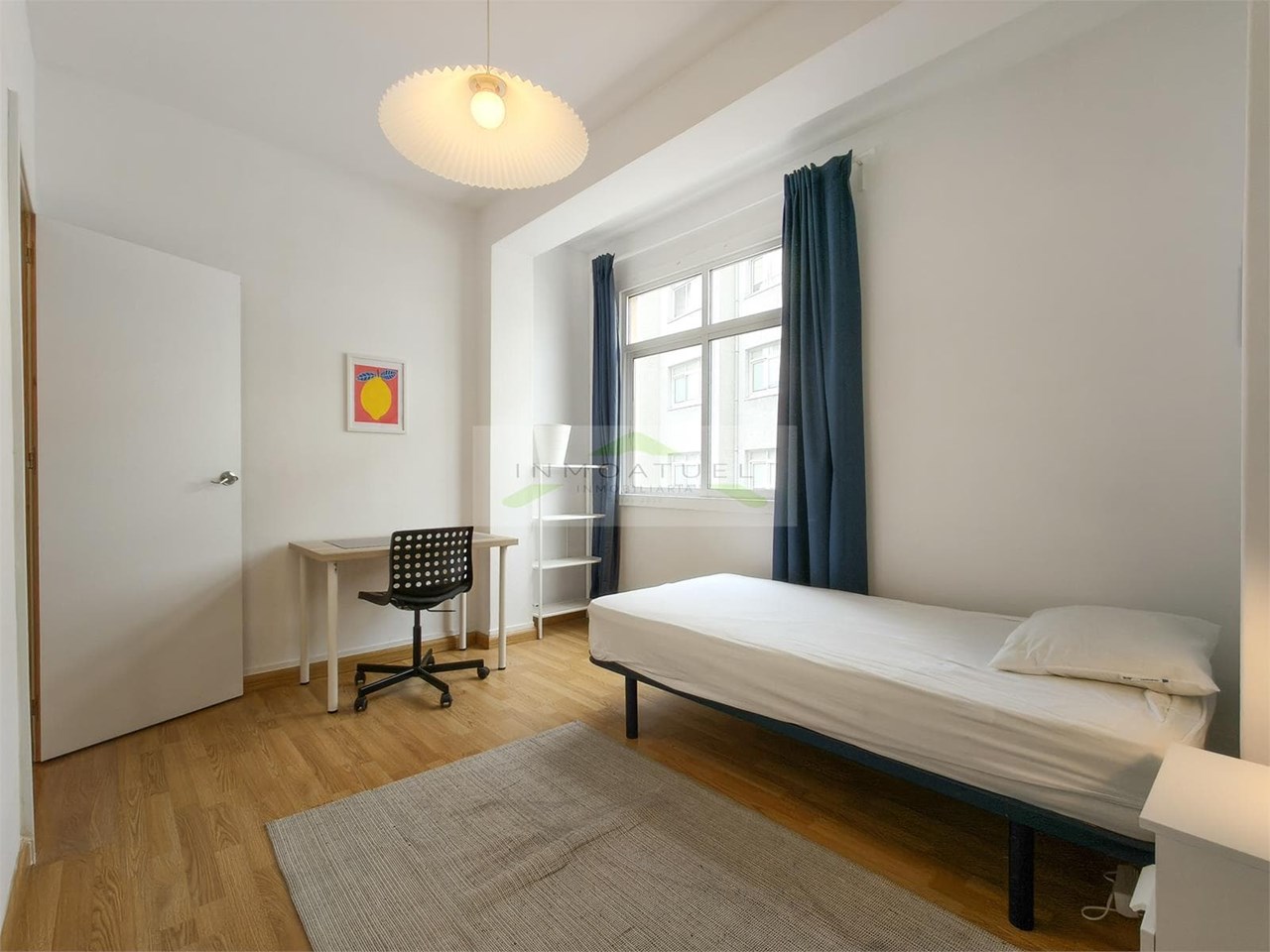 Foto 13 SOLO PARA ESTUDIANTES.- Piso de 81m2, cuatro dormitorios a 300 metros de la Renfe.