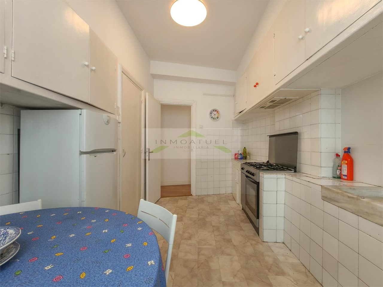 Foto 7 SOLO PARA ESTUDIANTES.- Piso de 81m2, cuatro dormitorios a 300 metros de la Renfe.
