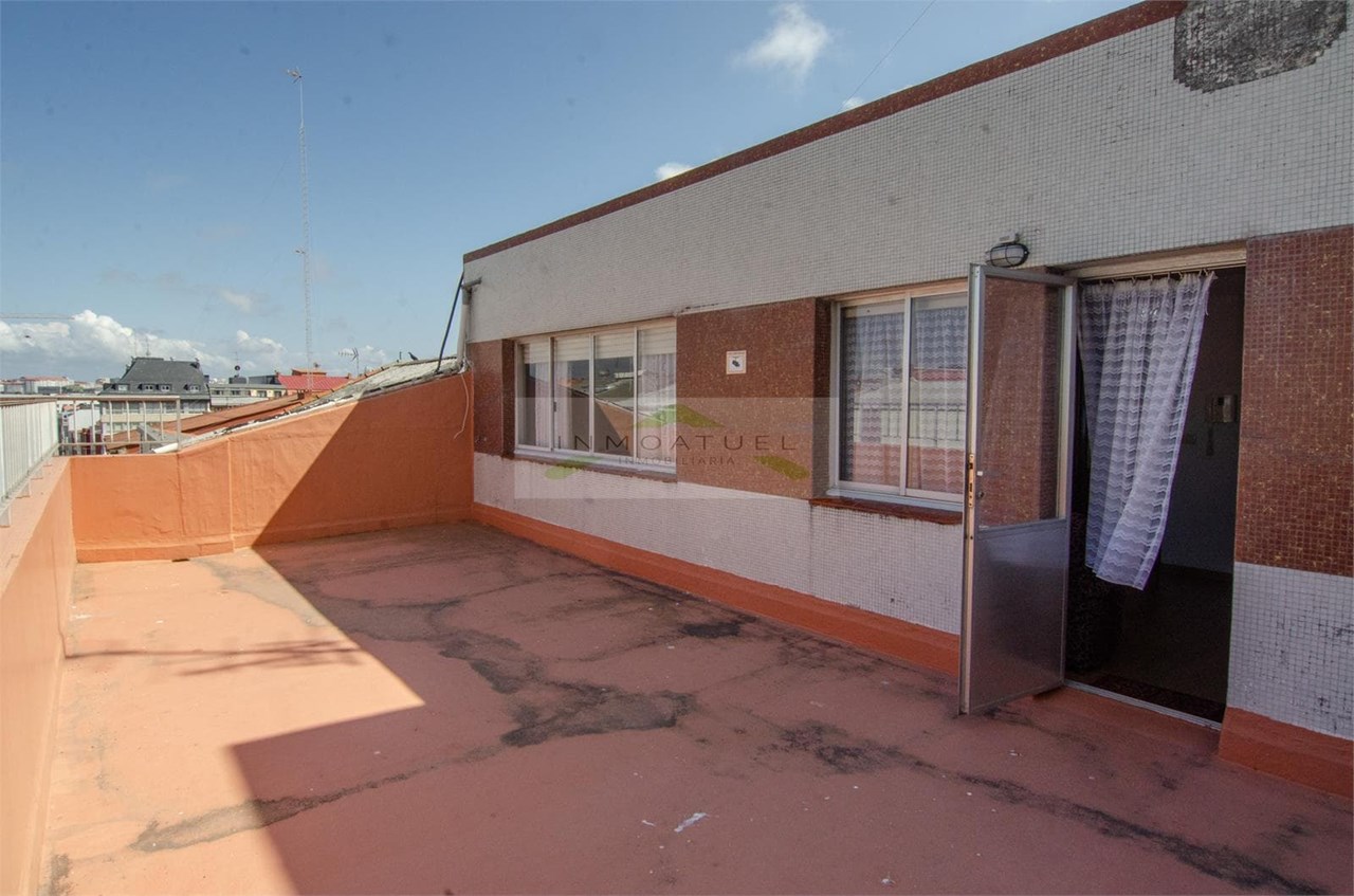 Foto 11 SOLO PARA ESTUDIANTES.- Piso de 96m2 con terraza, zona Mallos.- 