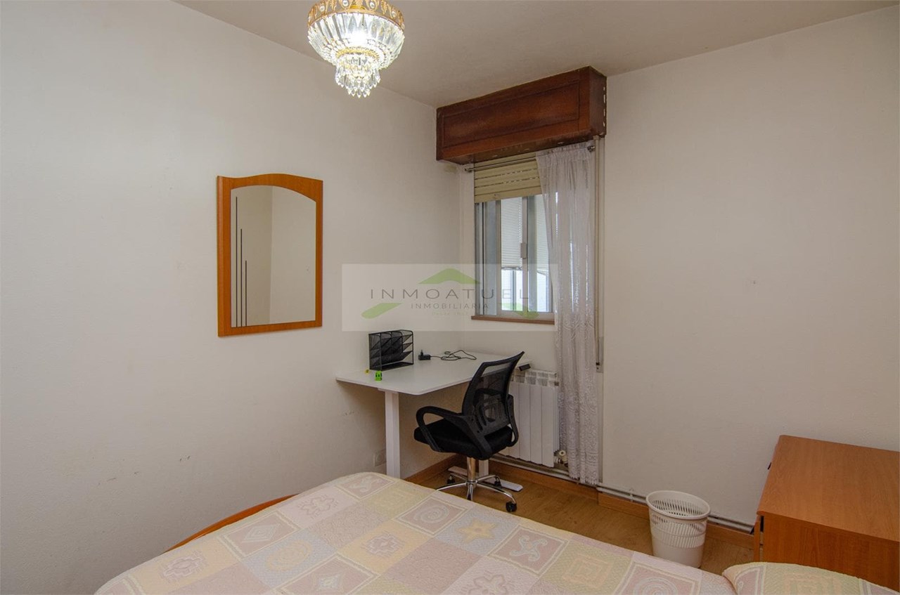 Foto 15 SOLO PARA ESTUDIANTES.- Piso de 96m2 con terraza, zona Mallos.- 