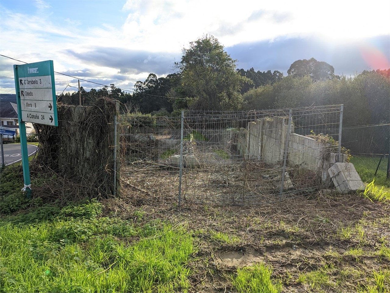 Foto 4 Terreno urbanizable de 776m2 a solo 3 kilometros de Sada ( Carnoedo - Sada )