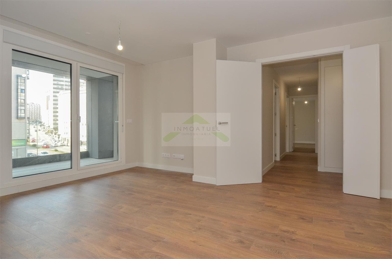 Foto 1 ¡VIVIENDA DE OBRA NUEVA! Piso de 105m2 a estrenar, zona Parque de Vioño